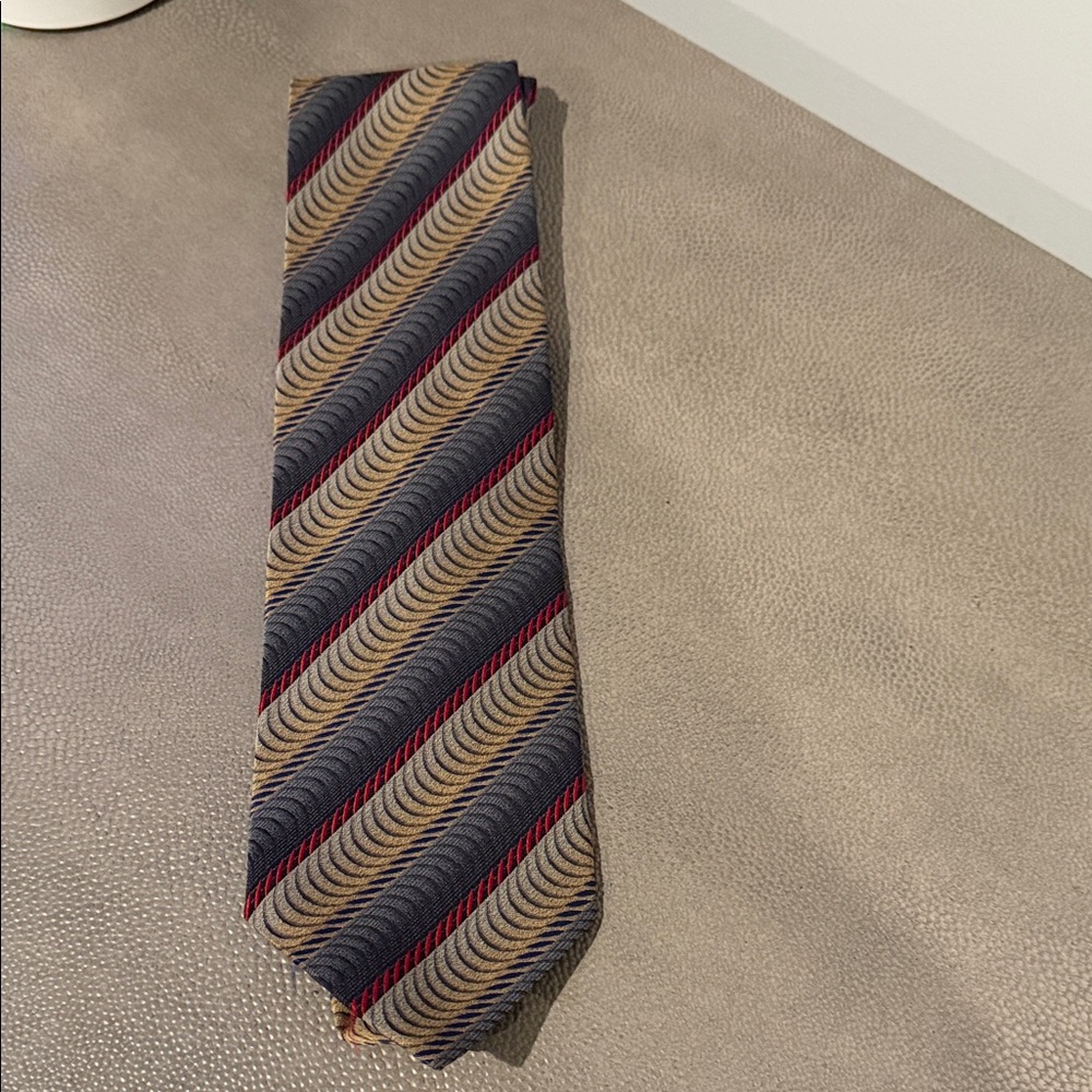NWOT Luciano Gatti Striped Tie in Red and Gray